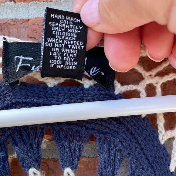 FRAZZLE Size Medium Woman's Bohemian Hippie Festival Vest Crochet Macramé Fringe - Picture 5 of 5